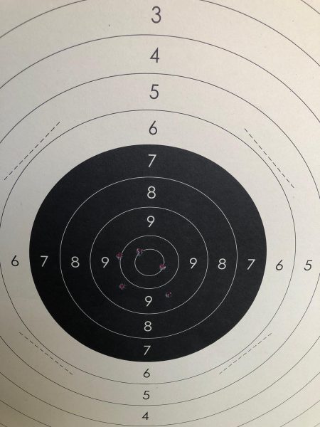 Deuxième groupement de cinq tirs réalisé avec un Browning Buck Mark Contour à 25 mètres